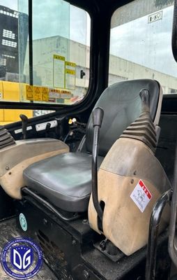 303.5 3 টন এক্সক্যাভারেটর ব্যবহার করা হয় Caterpillar Excavator With Rugged Design