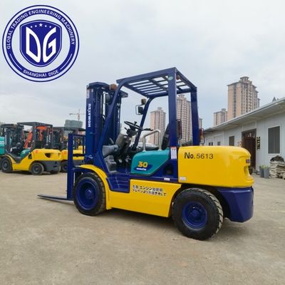 3t FD30 ব্যবহৃত Komatsu ফোর্কলিফ্ট শক্তিশালী ব্যবহৃত হাইড্রোলিক ফোর্কলিফ্ট