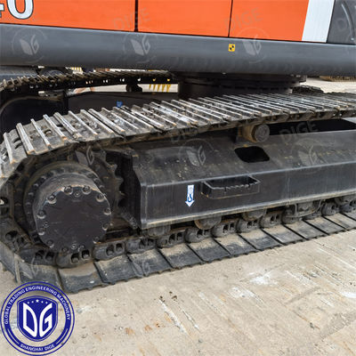 24 টন ZX240 ব্যবহৃত হিটাচি Excavator ব্যবহৃত ক্রলার Excavator চলন্ত জলবাহী ড্রাইভ
