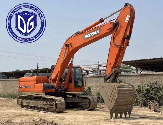 সময় ও শ্রম সঞ্চয় DX300LC 30t ব্যবহৃত Doosan Excavator সঙ্গে অত্যন্ত টেকসই