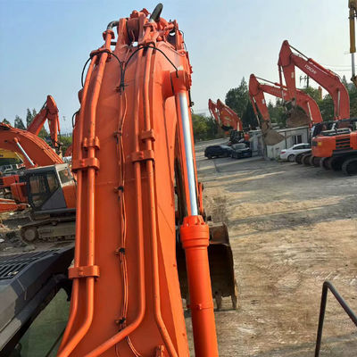 সর্বাধিক খনন ব্যাসার্ধ 570mm ব্যবহৃত হিটাচি এক্সক্যাভেটর 2017 সালে নির্মিত